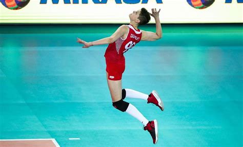 Voleybolcu Ekipmanları: En İyi Ayakkabı ve Kıyafet Seçenekleri